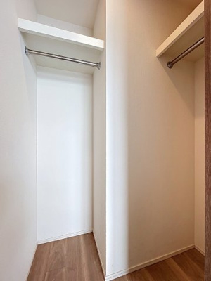 【駐車場】 | ベイズタワー&ガーデン | 駐車場も敷地内に完備！