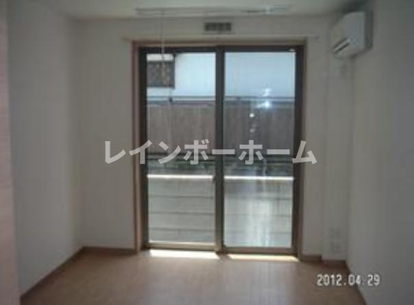 セレーナ立石の居間・リビング