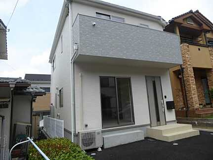 上温品4丁目の外観|全室2面採光＆収納あり！LDKエアコン設置済◆