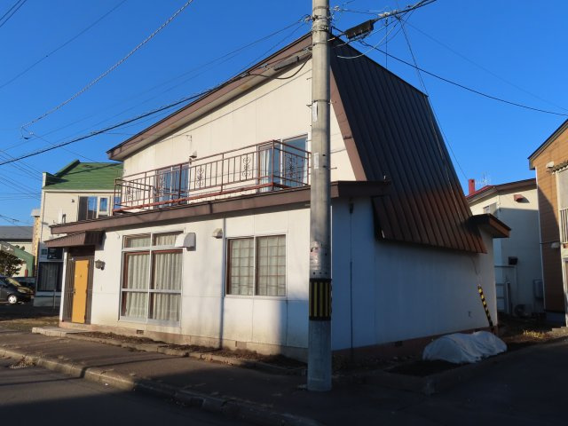 【外観】 | 北見市山下町２丁目３番９号　中古売家 | 南東側から撮影した外観です。