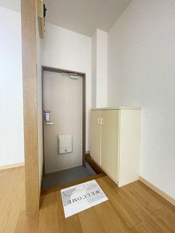 八反丸の玄関