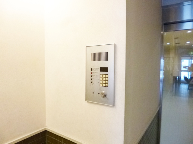 ロイヤルプラザ滝野川のセキュリティ|オートロック付きマンションです☆