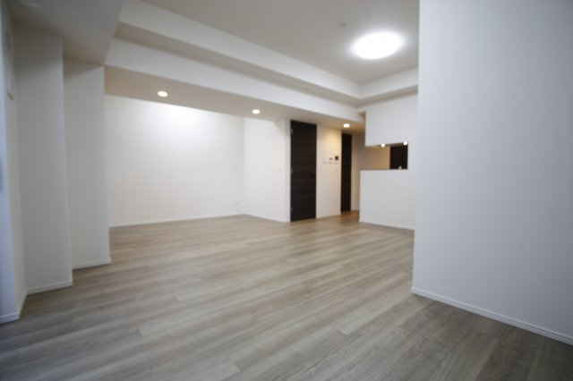 Brillia Tower高崎アルファレジデンシアの居間・リビング