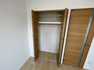 【収納】 | モノトーン淡路 | 小物を収納するのに便利です