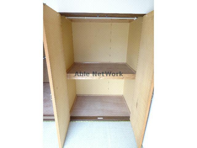 アークヒルズフクモトNO.1Ａの収納|押入れ