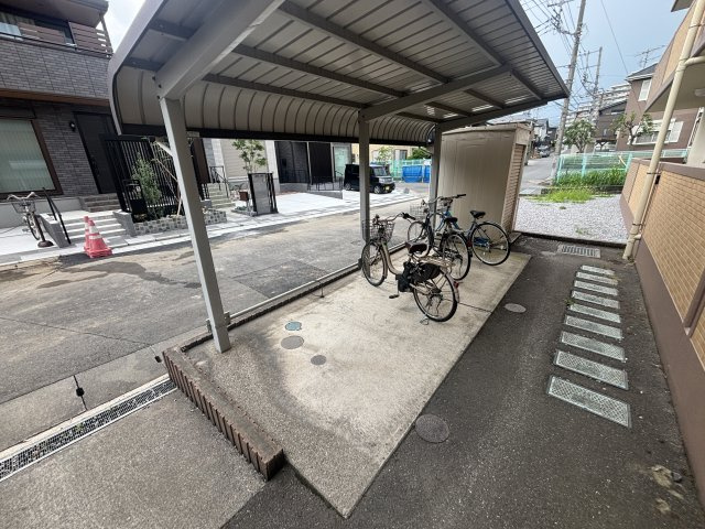 リーベ西原のその他共用部分|駐輪場です