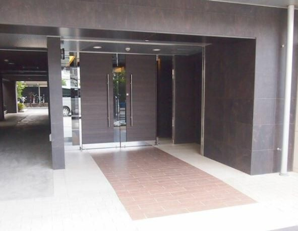 ＧＥＮＯＶＩＡ板橋本町ｇｒｅｅｎ　ｗａｌｌのエントランス