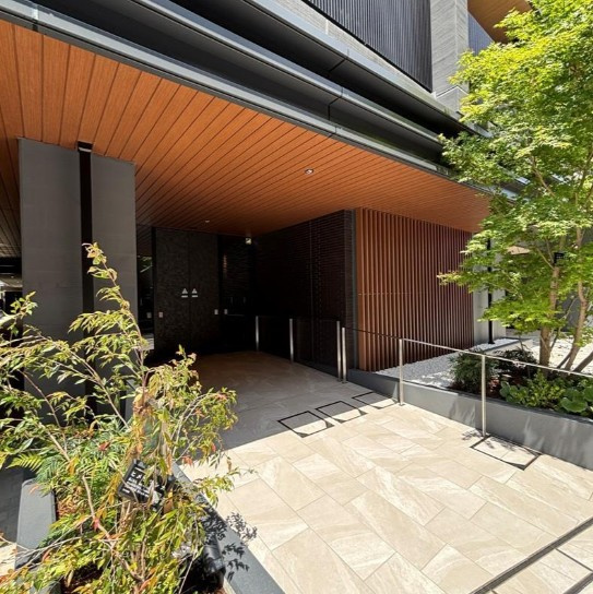 【エントランス】