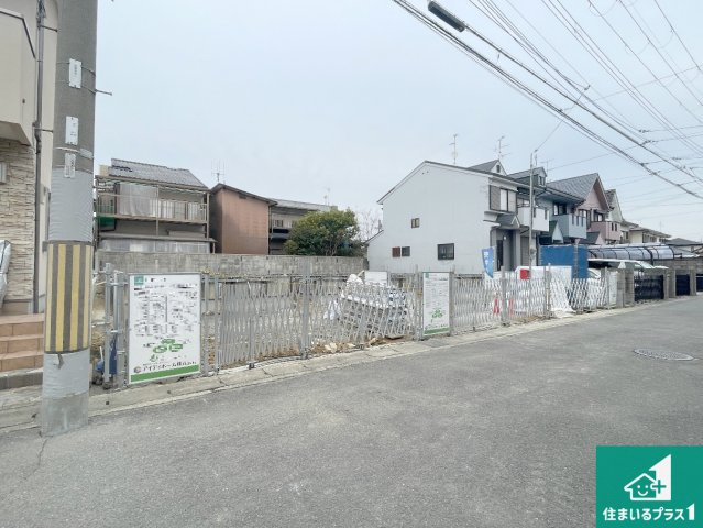 京都市伏見区久我森の宮町　第1期　新築一戸建ての外観|周辺は落ち着いた街並みの住宅地！子育てがしやすい住環境です！まだ未完成ですが、現地でしかわからない事もございます。是非一度ご覧ください。