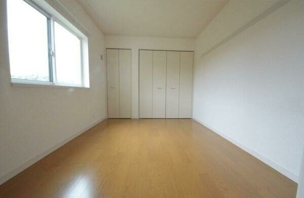 フォレストメゾン天白渓の寝室