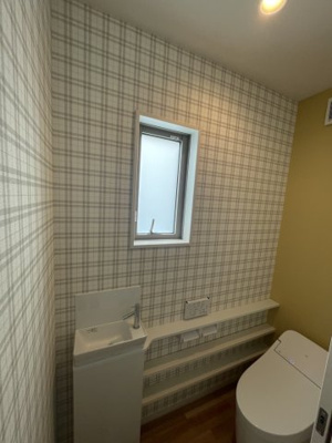 【トイレ】 | 恩納村名嘉真 | A棟　温水洗浄便座