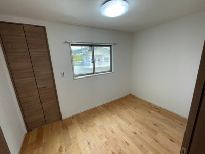 【洋室】 | 恩納村名嘉真 | B棟　ウォークインクローゼット2.5帖付き