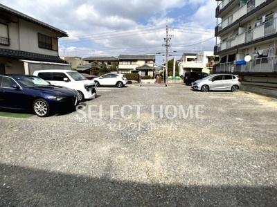 【駐車場】 | ベルハイム明大寺 | 駐車場があります
