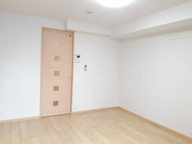 サニー・アートの居間・リビング