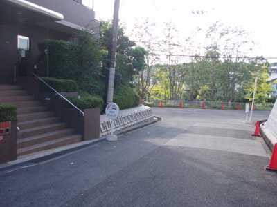 【周辺】 | ステイツ北千里セントステージ | 前面道路