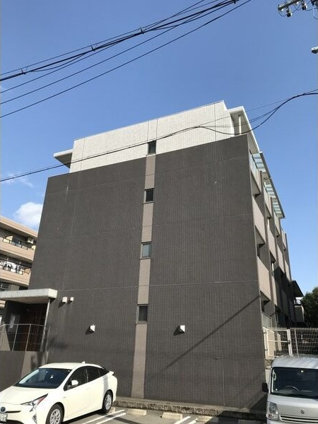 マ・メゾン瑞穂の駐車場