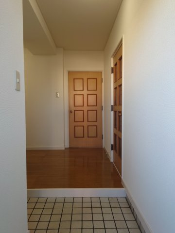 オーナーズビルド向山台の玄関