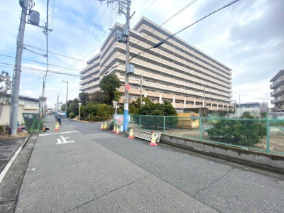 【外観】 | リバーガーデン三国ヶ丘けやき通り | 開放感ある対面式キッチン♪食品庫があるので、ストックなどの置き場所にも困りませんね♪