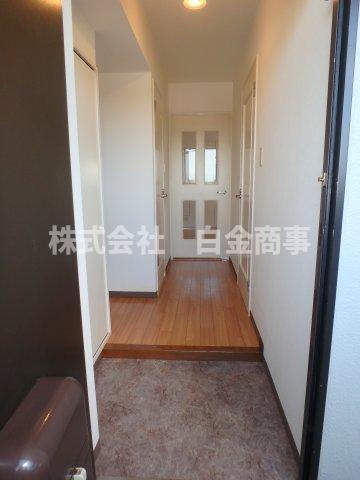 ガーデンスクエア北坂戸の玄関