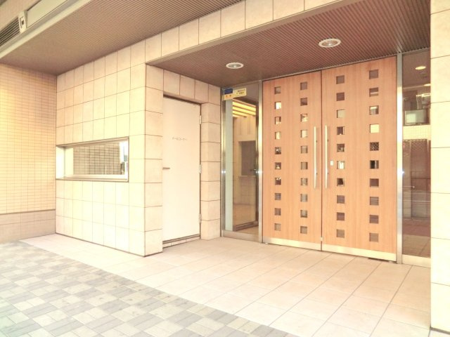 ハイムプラザ北浦和のエントランス|★建物エントランスの画像です★