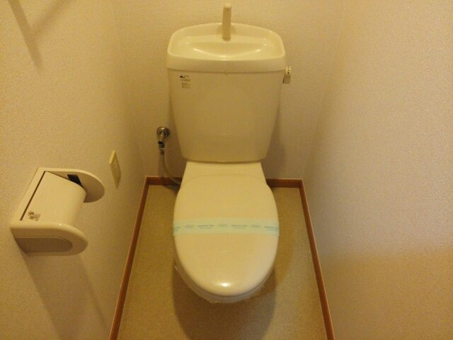 シェーネ・Ｆのトイレ|シンプルで使いやすいトイレです