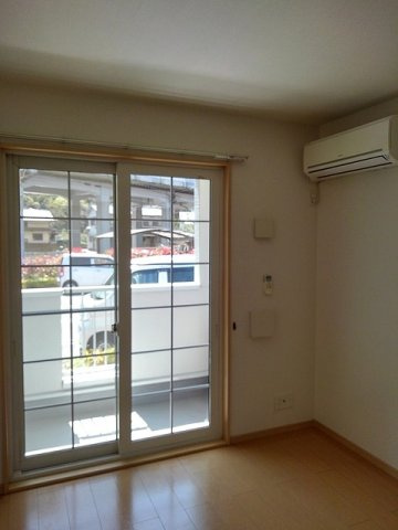 グレイス・ヴィラＡの居間・リビング|居間です