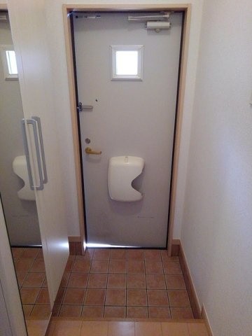 グレイス・ヴィラＡの玄関|シンプルで使いやすい玄関です