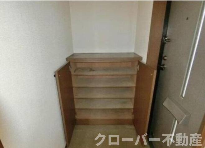 フォブールサンシャインＡの玄関