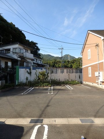 プロヴァンスＡの駐車場|駐車場完備です