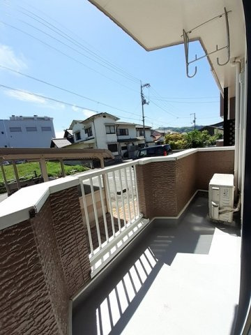 プレーヌ　ミヤモトのバルコニー|開放的で明るい空間を演出してくれるバルコニーです