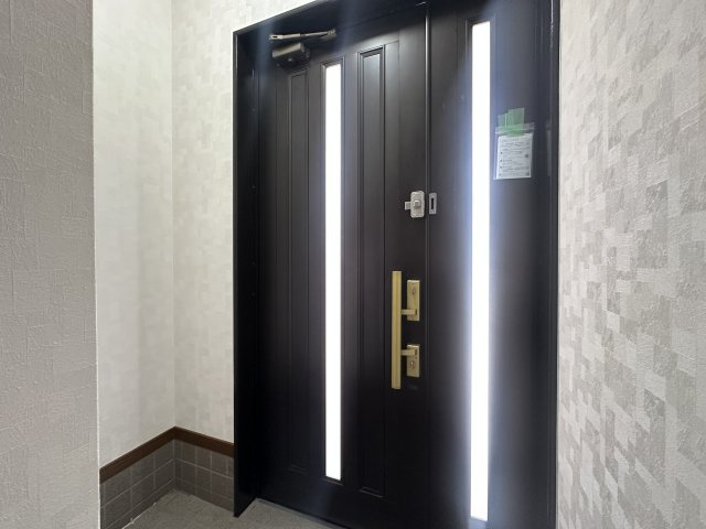 神戸市垂水区北舞子1丁目戸建の玄関