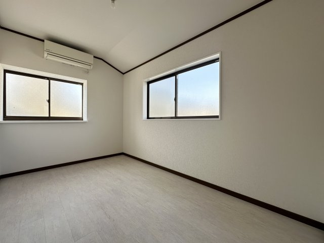 神戸市垂水区北舞子1丁目戸建の洋室