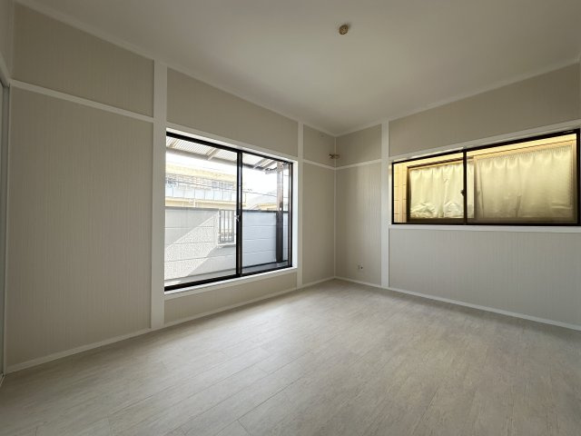 神戸市垂水区北舞子1丁目戸建の洋室