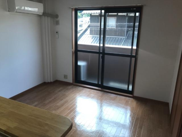 グリーン・コートの居間・リビング|リビング