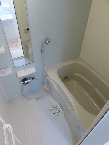 Ｓｕｎｎｙ　Ｈｏｕｓｅ　輝　Ｃの浴室|お風呂で日々の疲れを落としましょう