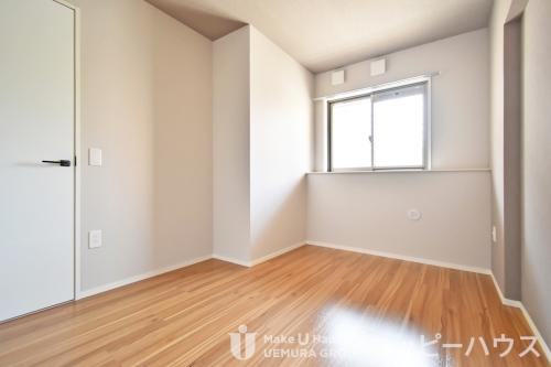 ボルドーⅤ番館の寝室|別号数タイプ