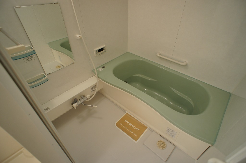 コム　アニモの浴室