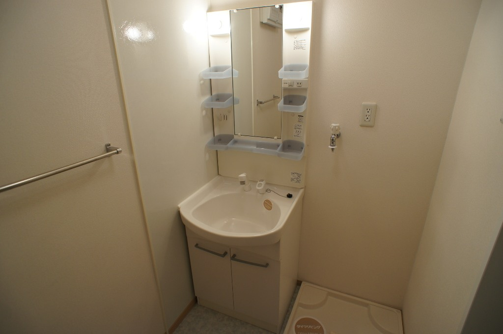 コム　アニモの洗面所