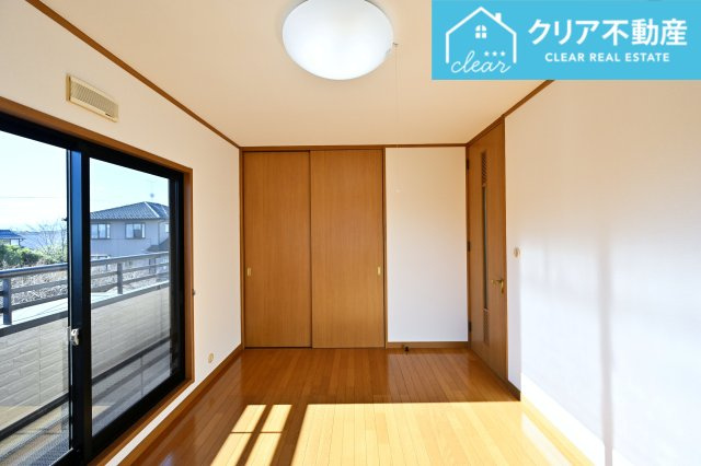 【洋室】 | 太田市新田市野井町　中古住宅 | 子ども部屋にピッタリな2階の洋室です！