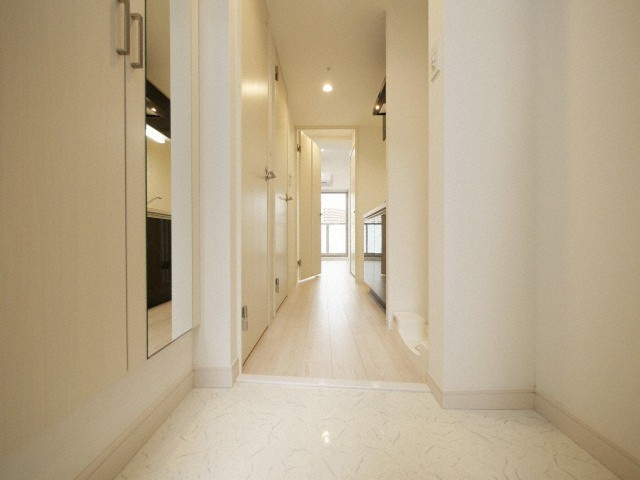 ｇｍ難波ウエストＤ．Ｃ．の玄関