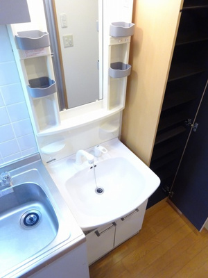 【洗面所】 | プレール・ドゥーク東京ＮＯＲＴＨ | 使いやすい洗面所です