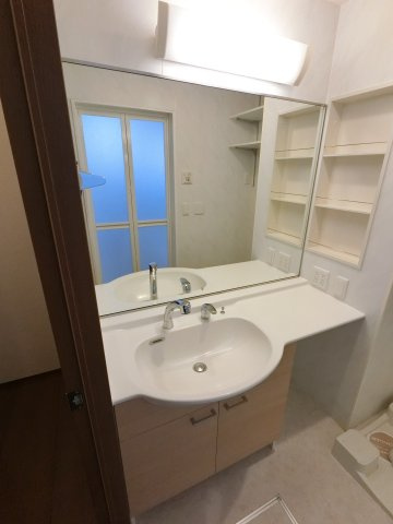 フェリーチェの独立洗面台