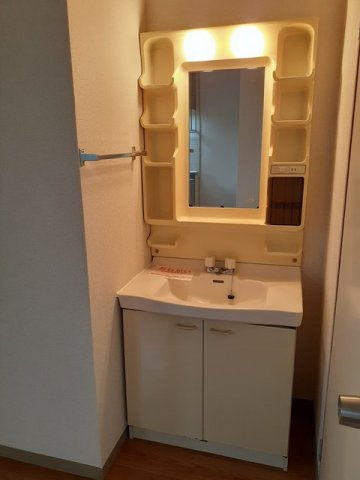 パレス緒川　　刈谷市近郊の賃貸ならクラスホーム刈谷店の洗面所|脱衣スペースもあります