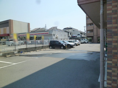 【駐車場】 | パデシオン伏見深草