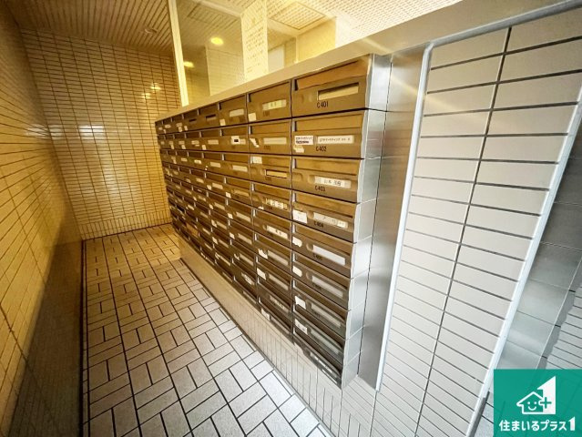 須磨パークヒルズC棟（CYGNUS）のその他共用部分|共用部（宅配BOX）