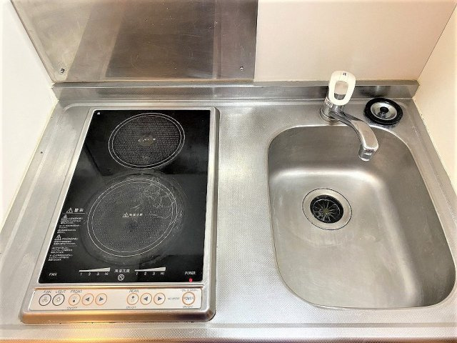 レオパレスネイティブⅤのキッチン|設備・仕様は号室により異なる為、現況を優先します。