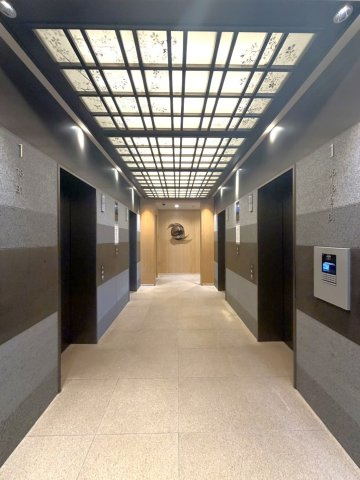 ブリリアタワー上野池之端のその他共用部分|エレベーターホール