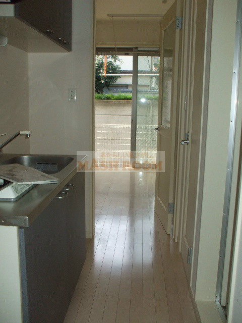 カーサベルデ中野の玄関