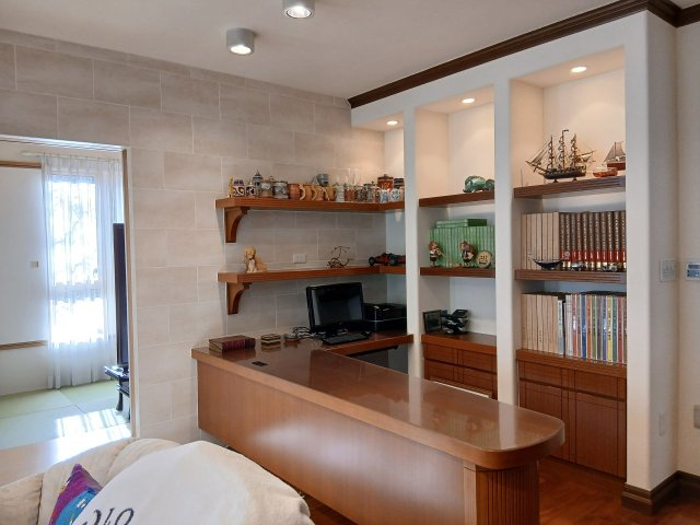 坂戸市花影町中古戸建の洋室