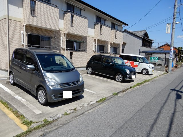 ボヌールMの駐車場